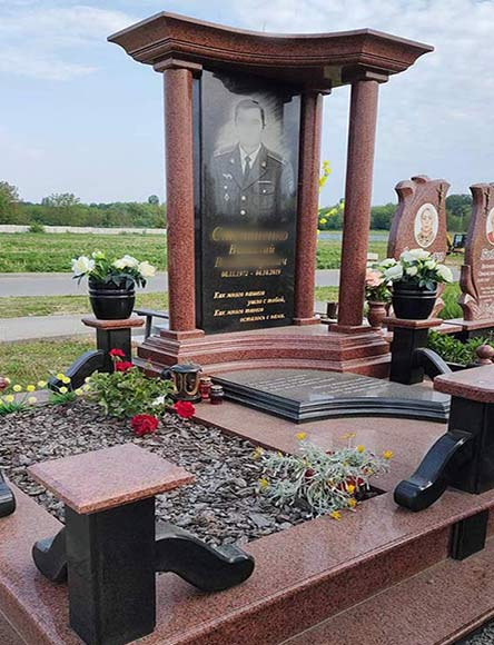 меморіальні комплекси рівне